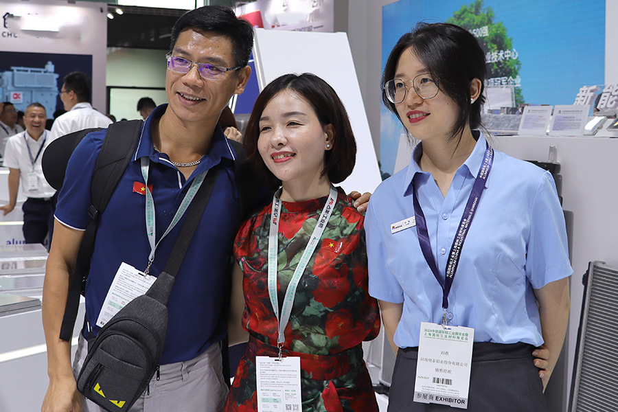 久久AV无码精品人妻系列试探