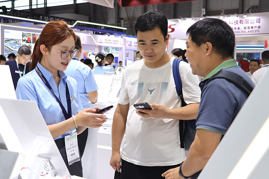 久久AV无码精品人妻系列试探