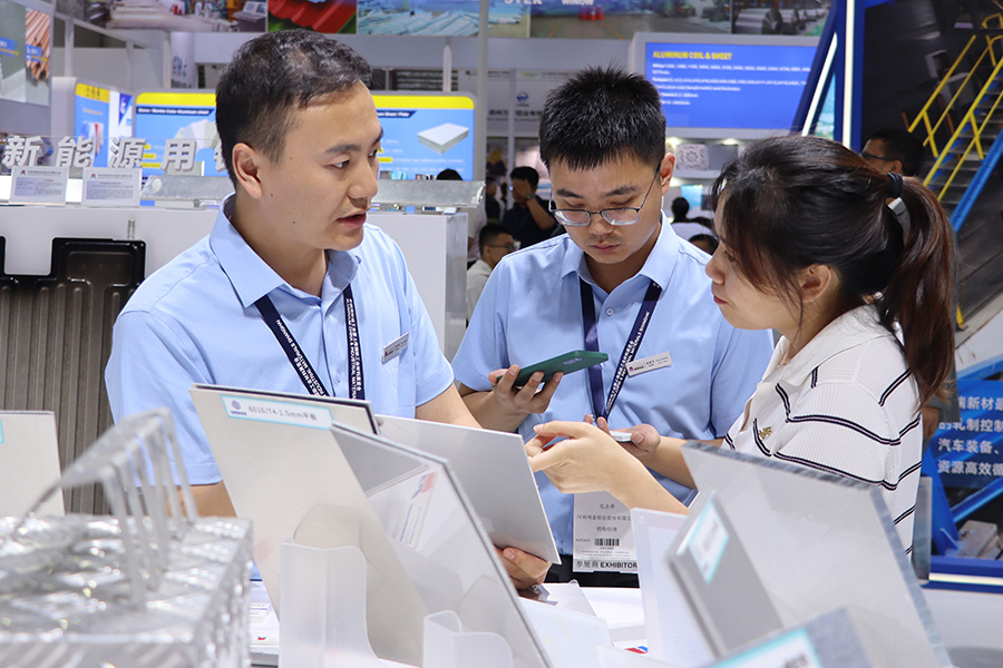 久久AV无码精品人妻系列试探