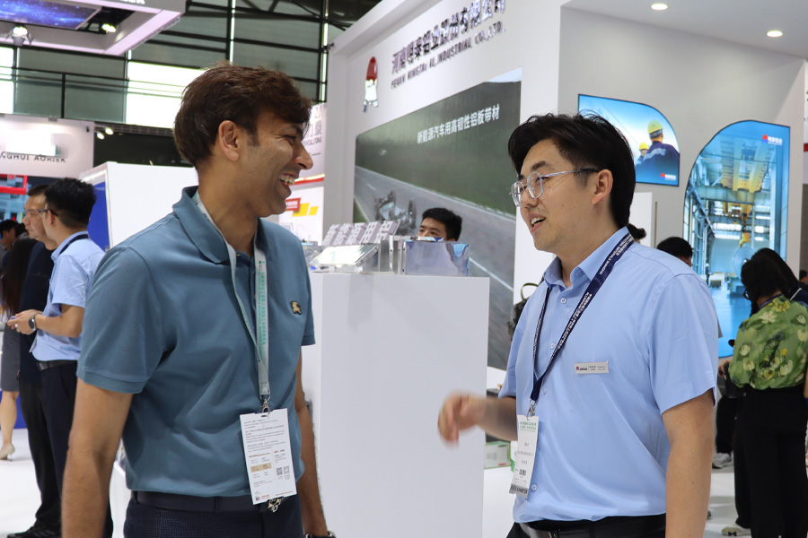 久久AV无码精品人妻系列试探