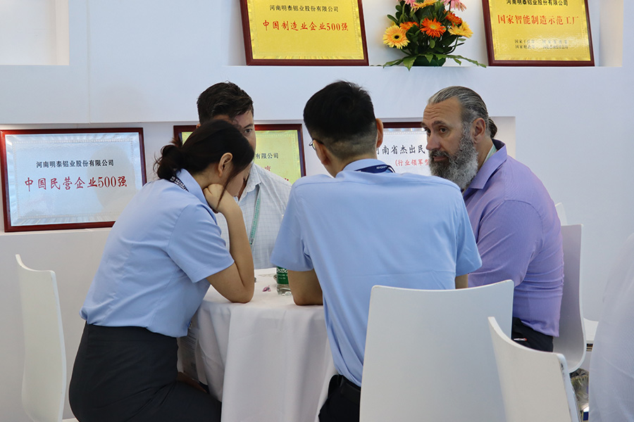 久久AV无码精品人妻系列试探