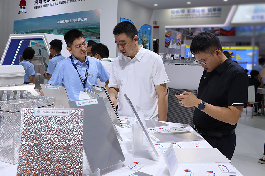 久久AV无码精品人妻系列试探