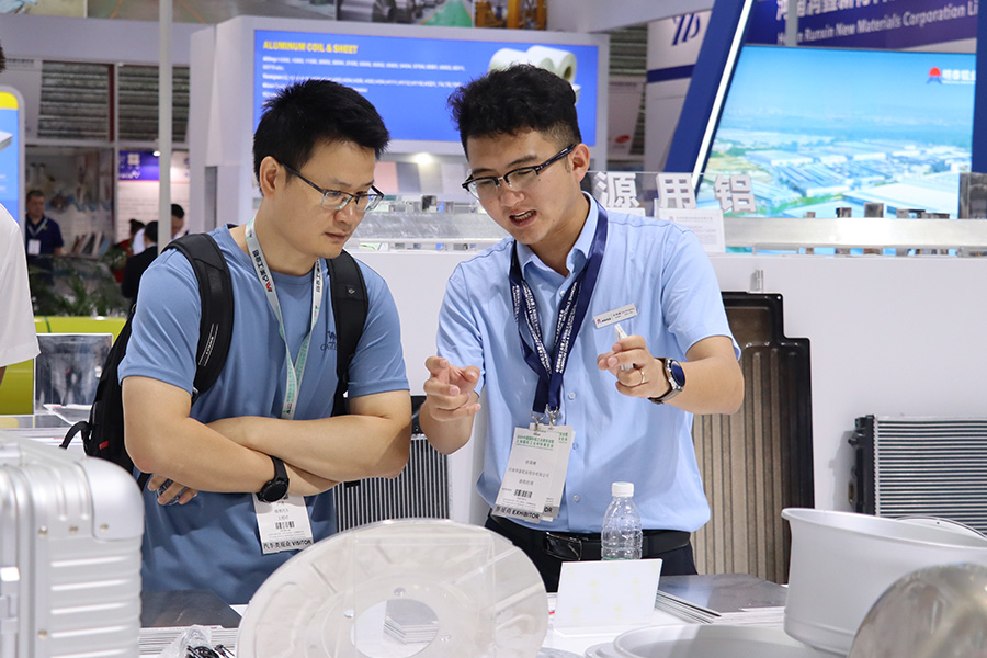 久久AV无码精品人妻系列试探