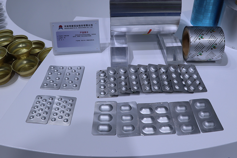 久久AV无码精品人妻系列试探