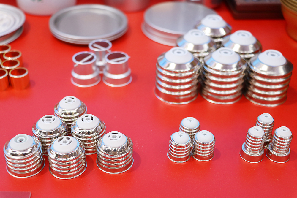 久久AV无码精品人妻系列试探