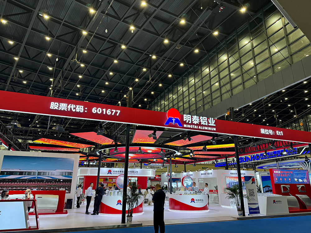 久久AV无码精品人妻系列试探