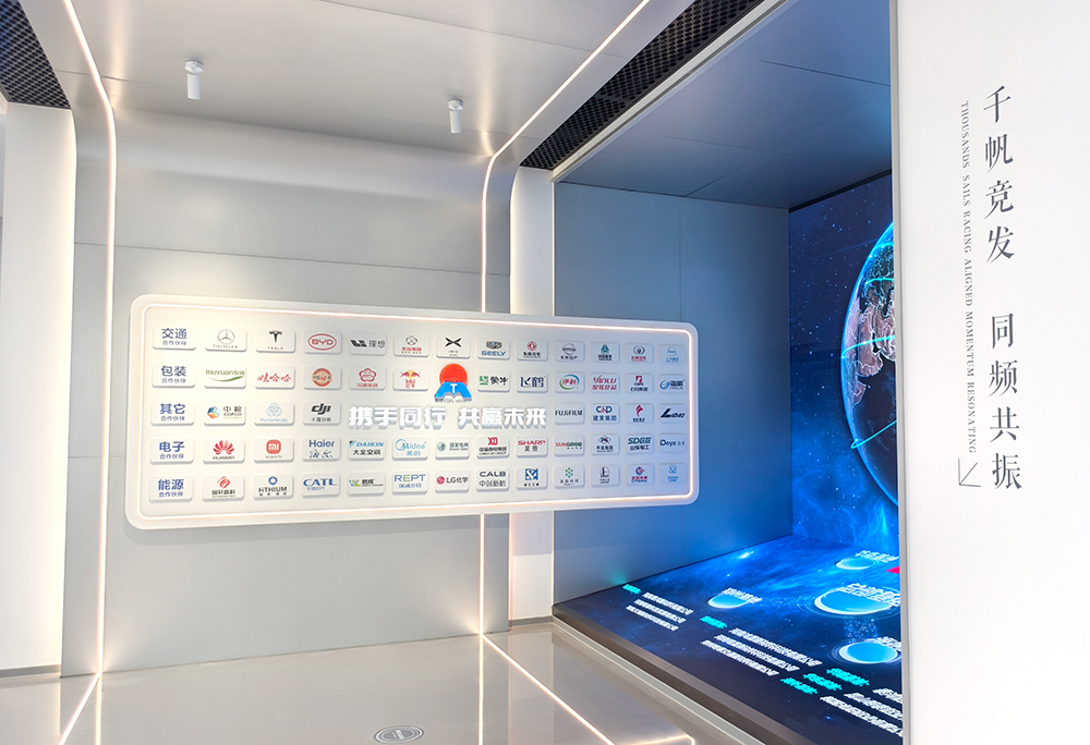 久久AV无码精品人妻系列试探