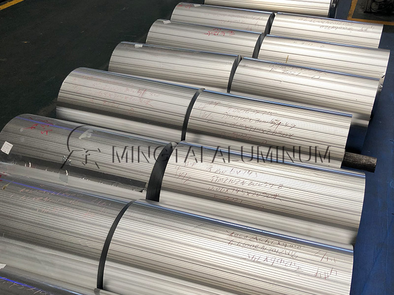 3004-O态铝箔-容器箔用途 0.03-0.2mm厚-食品级包装-明泰铝业公司简介