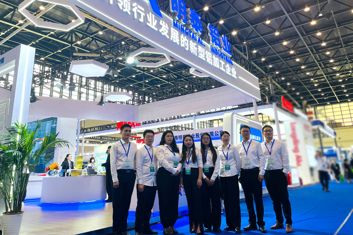 久久AV无码精品人妻系列试探