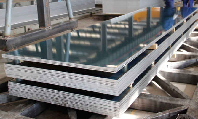 明泰铝业5052铝板成功用于上海某造船厂