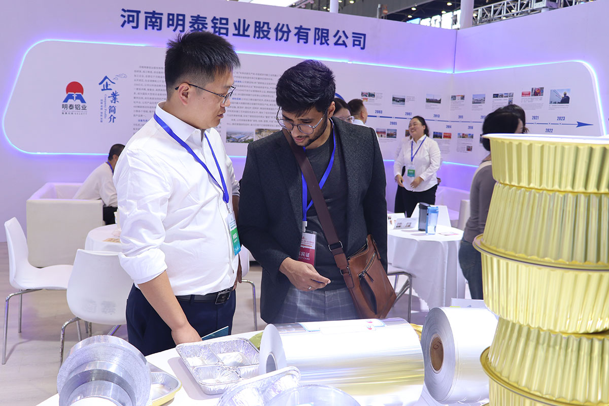 久久AV无码精品人妻系列试探