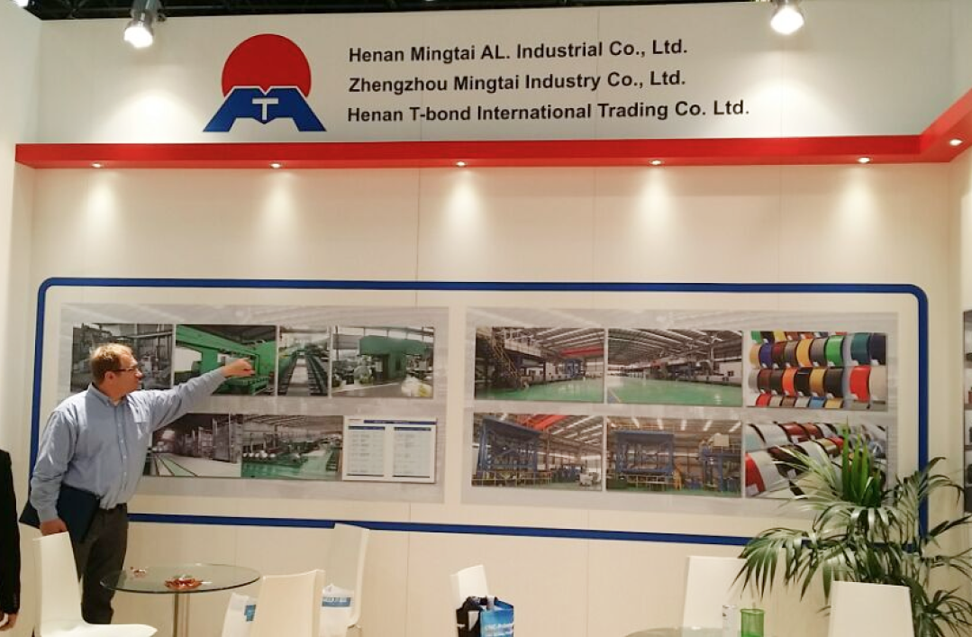 久久AV无码精品人妻系列试探