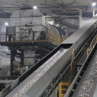 久久AV无码精品人妻系列试探