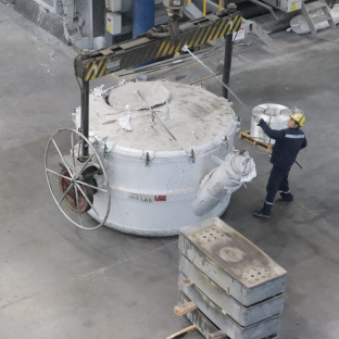 久久AV无码精品人妻系列试探