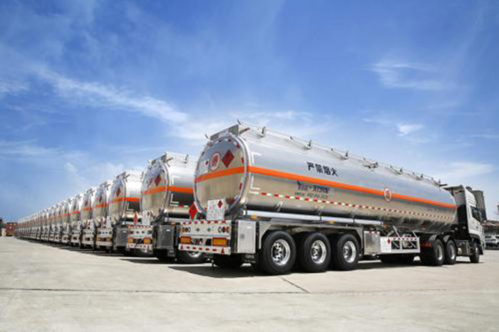 久久AV无码精品人妻系列试探5754罐车铝板生产厂家