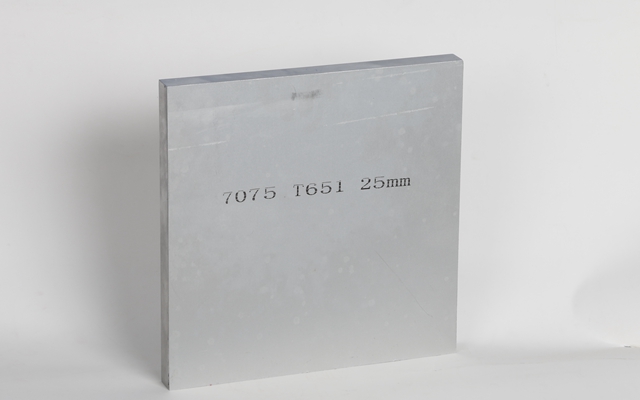 久久AV无码精品人妻系列试探