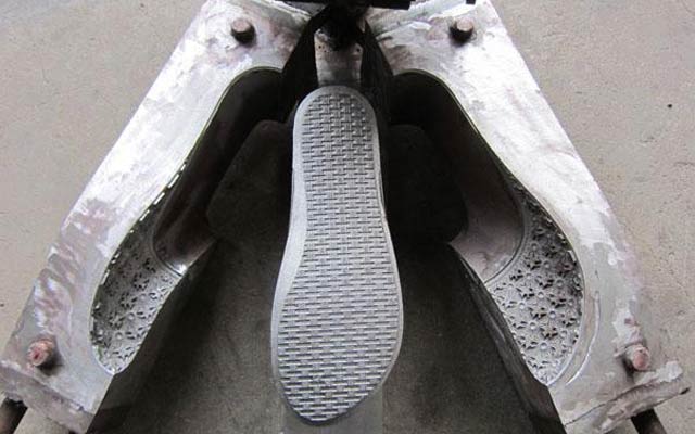 久久AV无码精品人妻系列试探